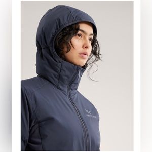 Arc’teryx Atom Hoody Women - Black Sapphire